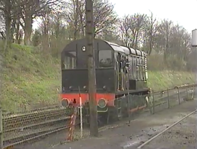 File:HelloThomasandJames112.png