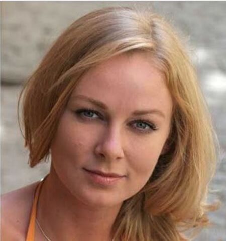 File:JuliaKołakowska-Bytner.jpg