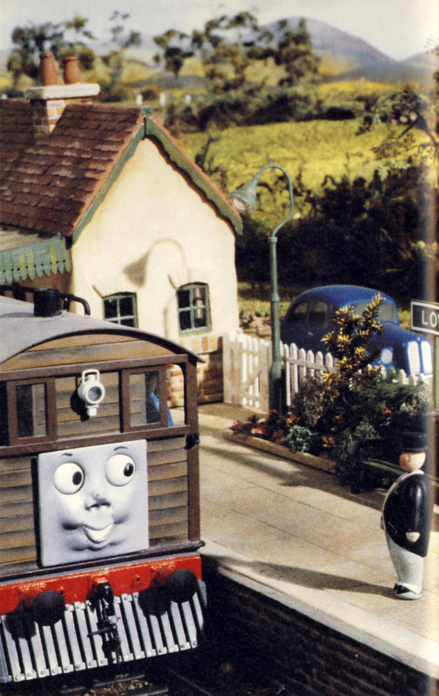 File:ThomasinTrouble48.png