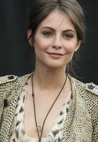 Willa Holland 3