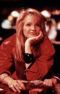 Ellen Barkin 6