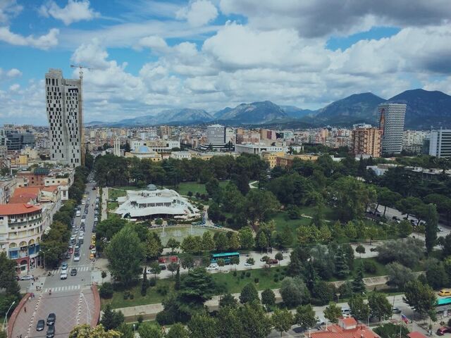 File:Tirane.jpeg