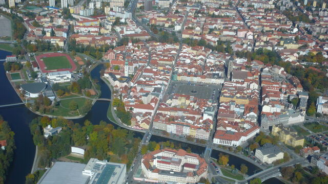 File:CeskeBudejovice.jpg