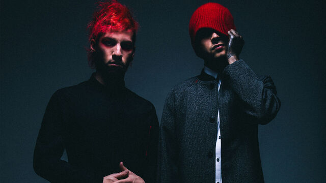 File:Twenty-one-pilots-553628a52ec13.jpg