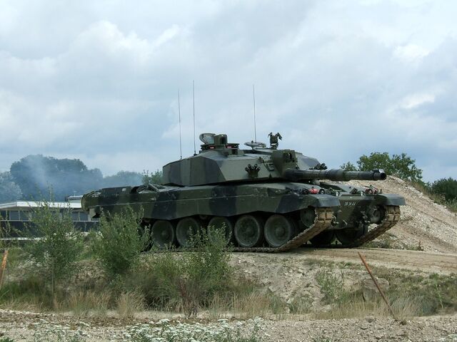 File:Challenger+II-3984.jpg