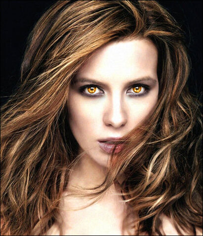 File:Carine Cullen.jpg