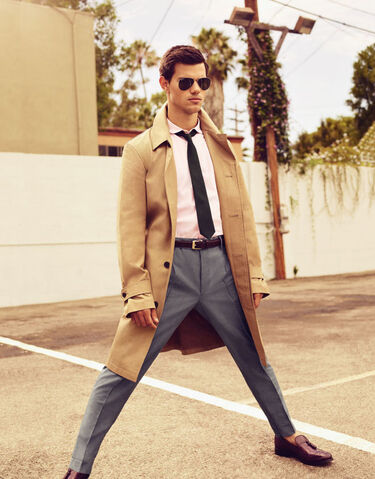 File:Taylor-lautner-gq-australia-2.jpg