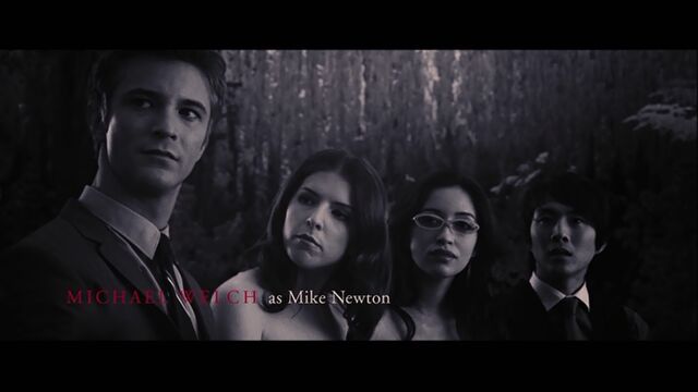 File:Michael Welch as Mike Newton.jpg