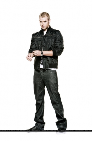 File:Kellan Lutz 34.jpg