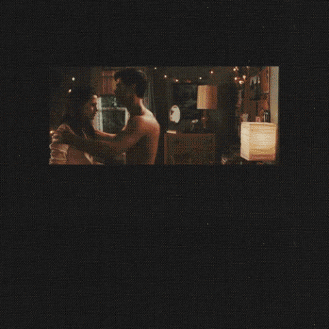 File:Tumblr lgiheleA9N1qd41g8o1 500.gif