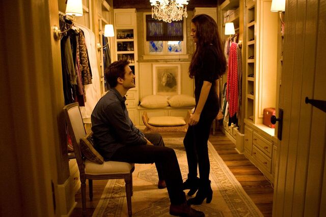 File:Twilight-breaking-dawn-part-2-images-14.jpeg