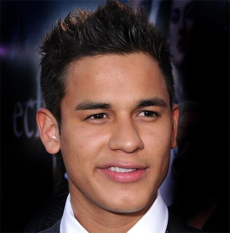 File:Bronson-pelletier.jpg