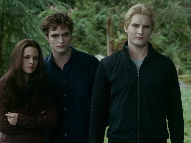 File:Edward, Bella and Carlisle.jpg
