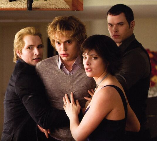 File:New-Moon-emmett-and-rosalie-8455954-1570-1407.jpg