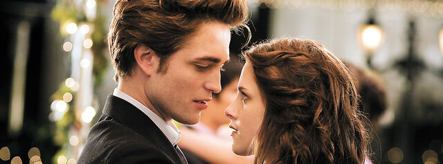 File:Edward-cullen-bella-swan-dance-facebook-timeline-cover.jpg