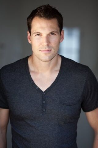 File:Daniel Cudmore 10.jpg
