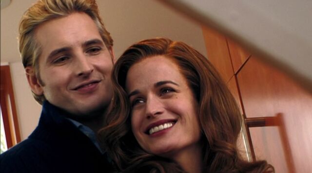 File:Carlisle-and-Esme-Cullen-twilight-series-26536586-1494-830.jpg