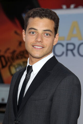 File:Rami+Malek+Larry+Crowne+Los+Angeles+Premiere.jpg