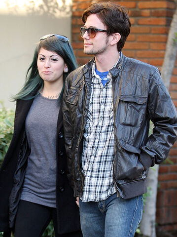 File:1341532518 jackson-rathbone-sheila-hafsadi-child 1.jpg