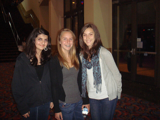 File:Twilightpremiere79.jpg