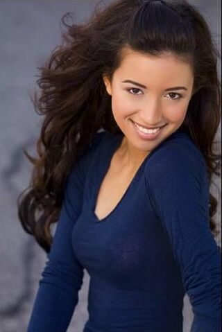 File:Christian-Serratos-22.jpg