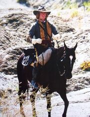 459px-Jasper a cavallo