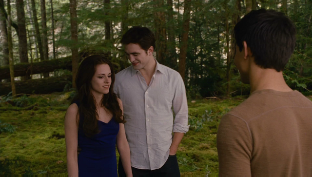 File:Twilight-breaking-dawn-part-2-tv-spot-3-2012-kristen-stewart-robert-pattinson-mp40090.png
