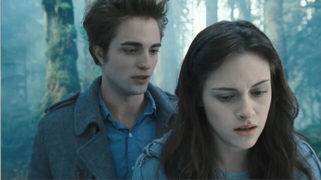 File:Bella-edward.jpg