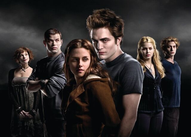 File:Cullen Kids and Bella.jpg