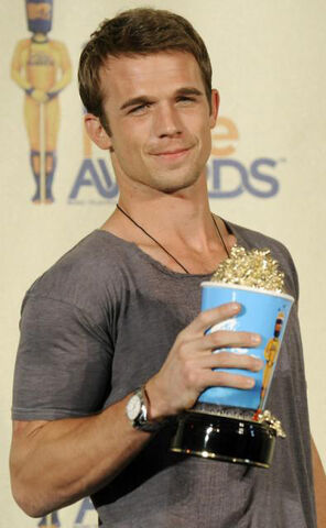 File:Cam-awards.jpg