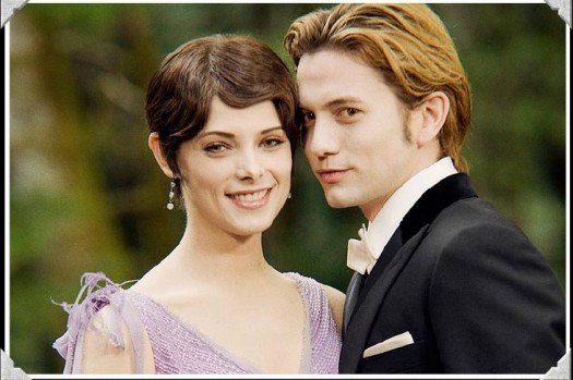 Breaking-dawn-wedding-525x349