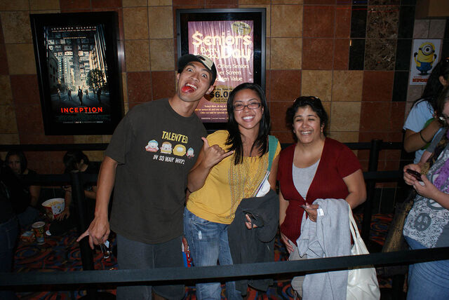 File:Twilightpremiere44.jpg