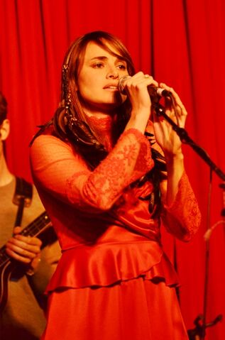File:Mia HotelCafe 1.jpg