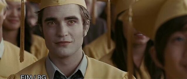 File:Eclipse-Screencaps-edward-cullen-14944065-720-304.jpg