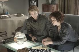 File:Alice&Jasper387.jpg