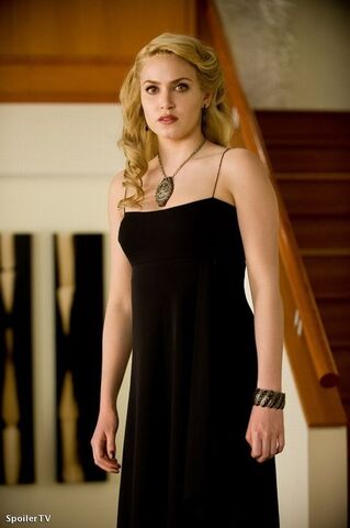 File:Rosalie Hale New Moon.jpg