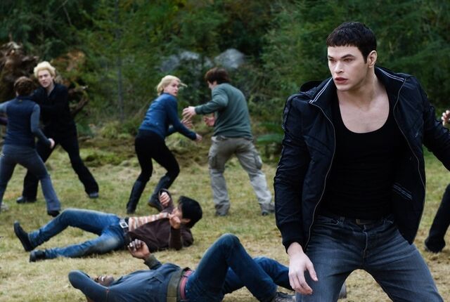 File:Eclipse-Still-rosalie-cullen-17430066-1114-748.jpg