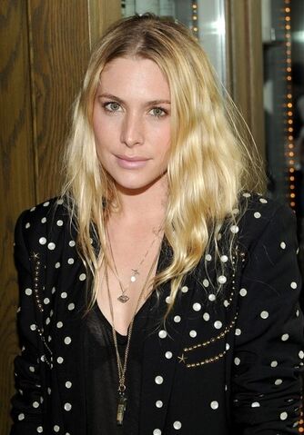 File:TodoTwilightSaga - Casey LaBow 4th Annual Roc Nation Pre-GRAMMY Brunch 01.jpg