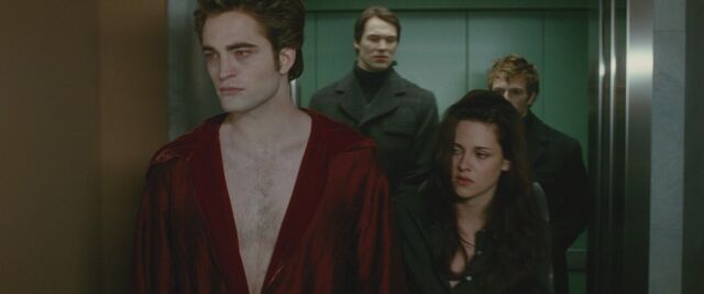 File:New-Moon-HQ-Demetri-and-Felix-felix-and-demetri-22983863-1920-800.jpg