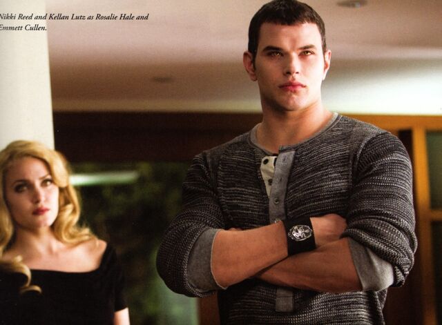 Datei:New-Moon-new-moon-movie-8456233-2047-1508.jpg