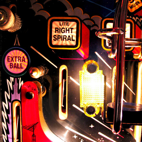 File:Twilight Zone Pinball Machine-110-8556.jpg