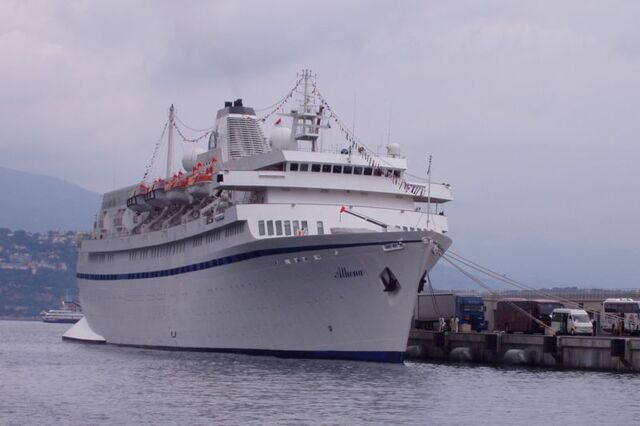 Datei:800px-Athena-1-.jpg