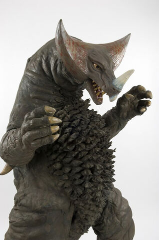 File:Gomora-Suit 3.jpg