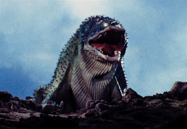 File:Gamakujira WOWOW.png