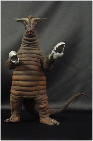 File:Sadola LL01.jpg