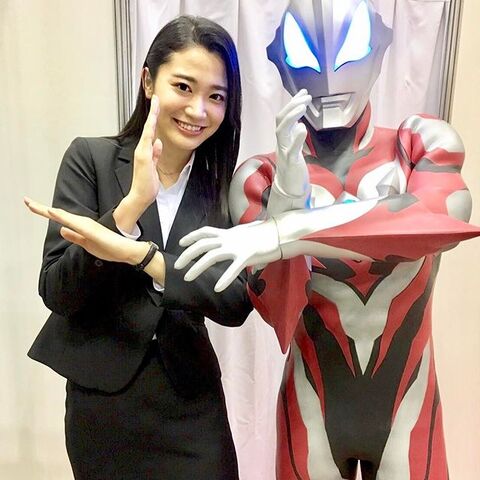 File:Mayu with Geed.jpg