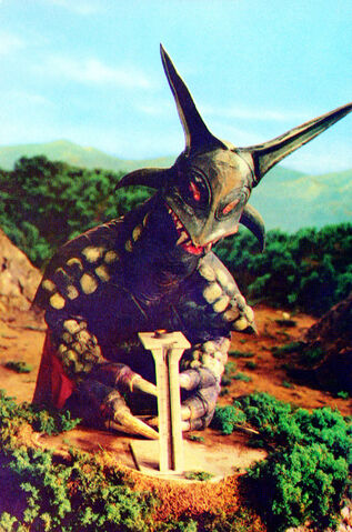 File:ALIEN-NORTHSATAN I.jpg