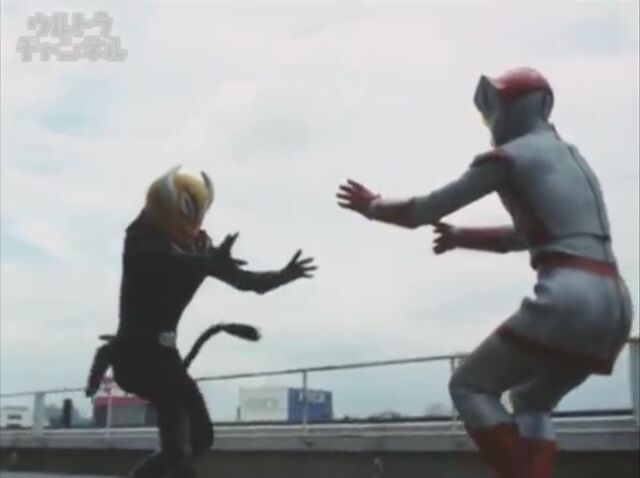 File:Darkman vs Red Fighter.jpeg