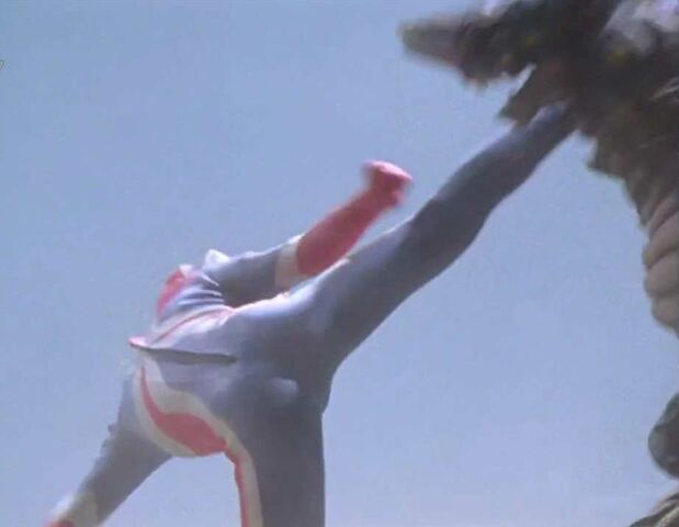 File:Ultraman Cosmos-Vadata Screenshot 009.jpg