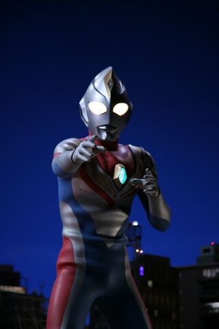 File:Dyna Superior.jpg